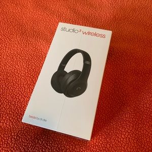 Beats studio3 headphones
